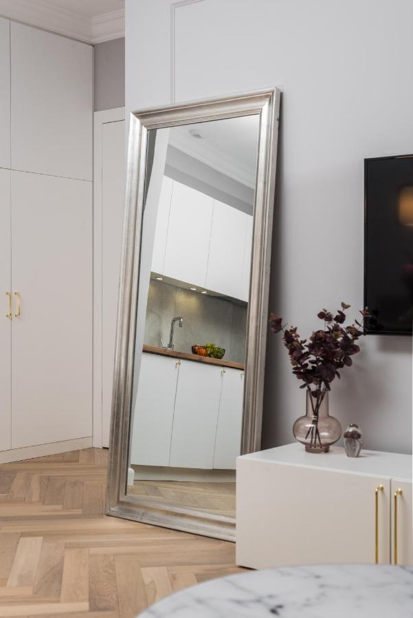 Wielopole17 Miro Apartment Cracovie Extérieur photo
